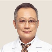 穆寶安醫(yī)生照片