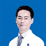 深圳富華醫(yī)療美容醫(yī)院唐新輝醫(yī)生照片