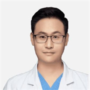 湖北十堰綻顏整形萬(wàn)兵華醫(yī)生照片