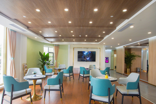 濟(jì)南諾德醫(yī)療美容醫(yī)院環(huán)境圖3