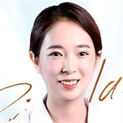 成都達(dá)芬奇（醫(yī)大）整形王小彥醫(yī)生照片