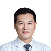 深圳陽光醫(yī)療美容醫(yī)院羅志敏醫(yī)生照片