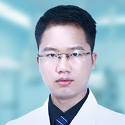 深圳美加美醫(yī)療美容邱斌醫(yī)生照片