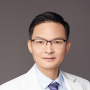 贛州亞韓醫(yī)療美容門診吳禮誠(chéng)醫(yī)生照片