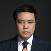 重慶美侖美奐整形口腔醫(yī)院董開(kāi)云醫(yī)生照片