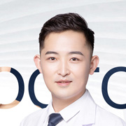 深圳曹孟君醫(yī)療美容門診部齊文章醫(yī)生照片