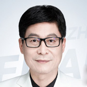 深圳非凡醫(yī)療美容醫(yī)院黃純醫(yī)生照片