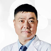 深圳瑞芙臣醫(yī)療美容張成春醫(yī)生照片