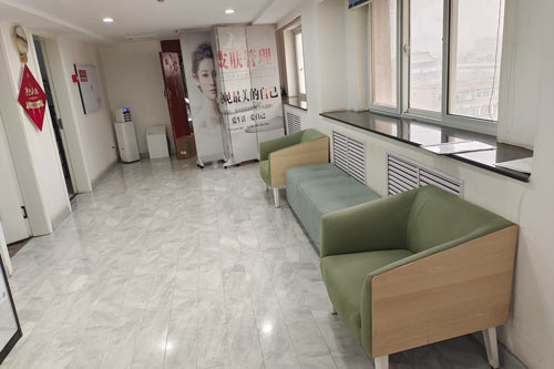 銀川崔大夫醫(yī)療美容等候區(qū)
