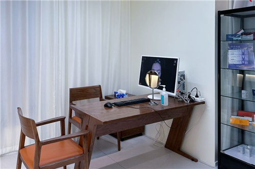 北京黃寺醫(yī)療美容商談室