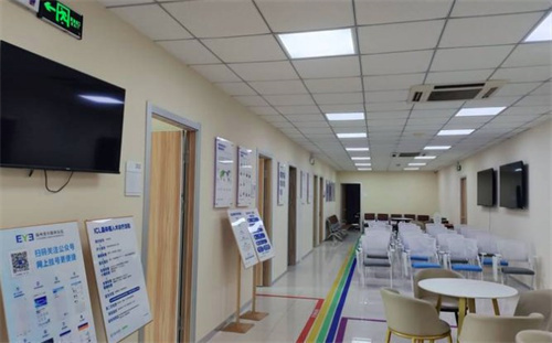 揚州愛爾眼科醫(yī)院環(huán)境圖2