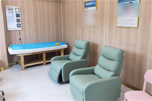 武漢自在視眼科環(huán)境圖2