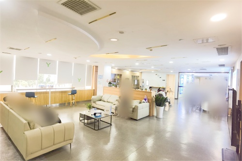 自貢愛爾眼科環(huán)境圖2