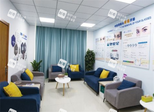 聊城華廈眼科等候區(qū)環(huán)境圖