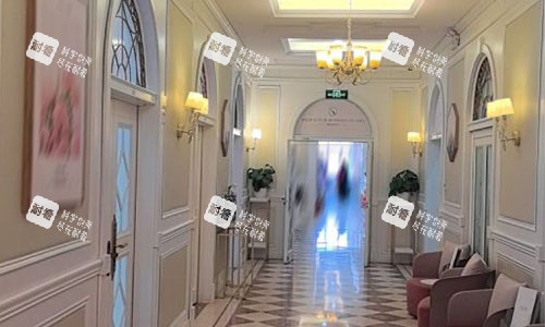 北京嘉禾醫(yī)療整形機(jī)構(gòu)走廊的圖片