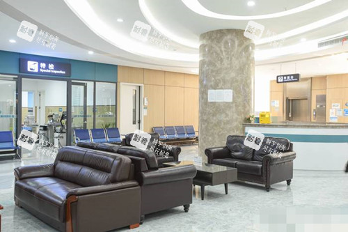 重慶千葉眼科醫(yī)院大廳環(huán)境
