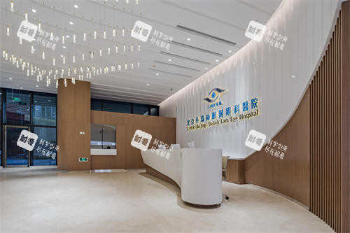 北京希瑪林順潮眼科醫(yī)院一樓大廳前臺