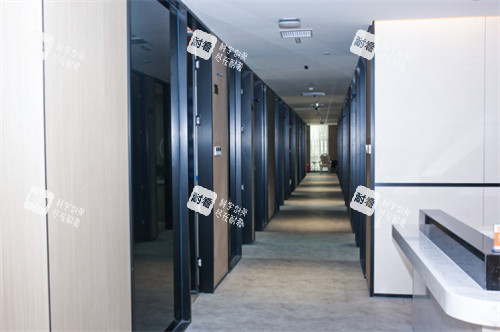 深圳非凡醫(yī)療美容醫(yī)院走廊