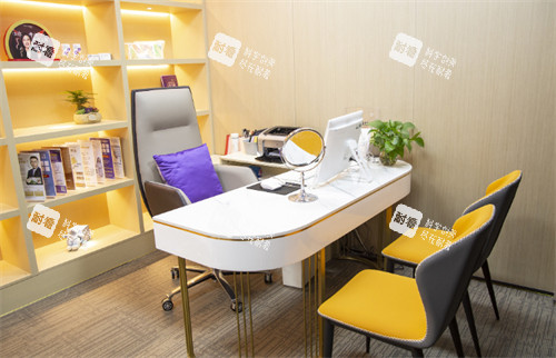 深圳非凡醫(yī)療美容醫(yī)院商談室環(huán)境