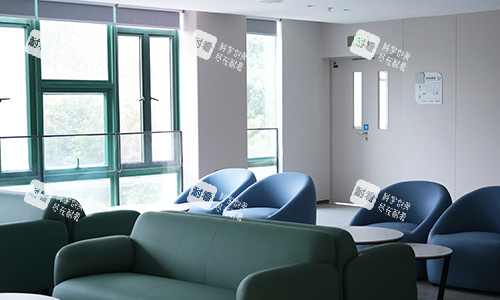 深圳普瑞眼科手術(shù)室外等待區(qū)