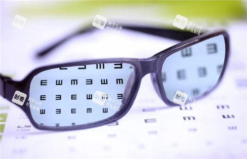 近視眼視力表現圖 (2)