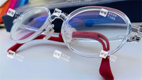 尼康控優(yōu)點鏡片