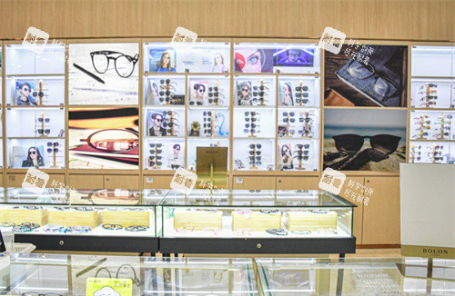 昆明愛(ài)爾眼科配鏡