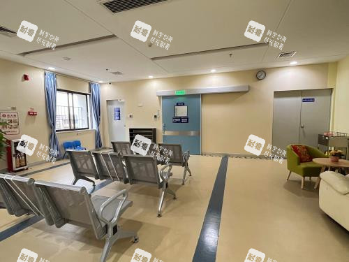 肇慶愛爾眼科手術(shù)室外休息區(qū)