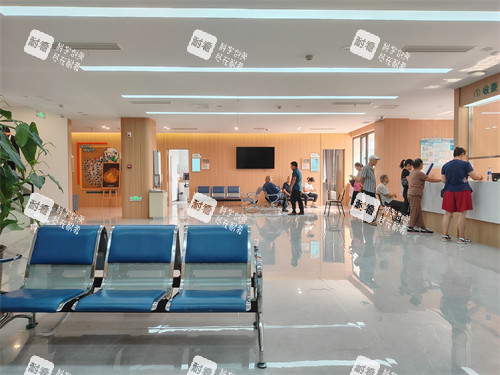 保定新視眼科休息區(qū)環(huán)境圖