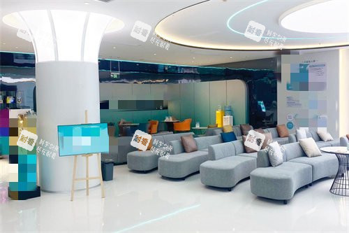 成都睛彩眼科醫(yī)院大廳