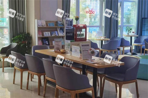 畢節(jié)安建眼科醫(yī)院休息候診區(qū)