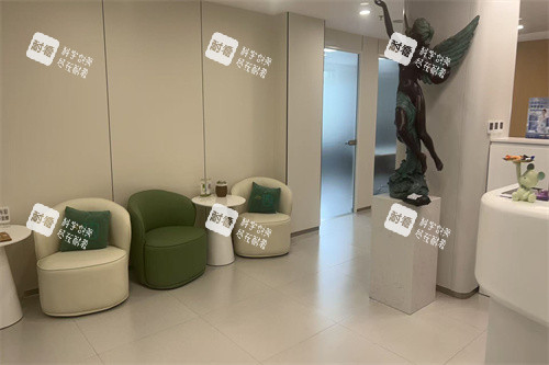 沈陽何氏眼科室內(nèi)環(huán)境展示