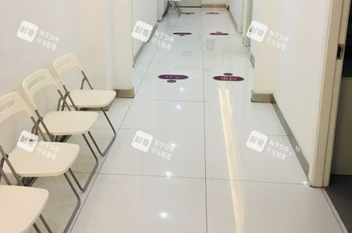 成都美萊口腔看牙等候區(qū)