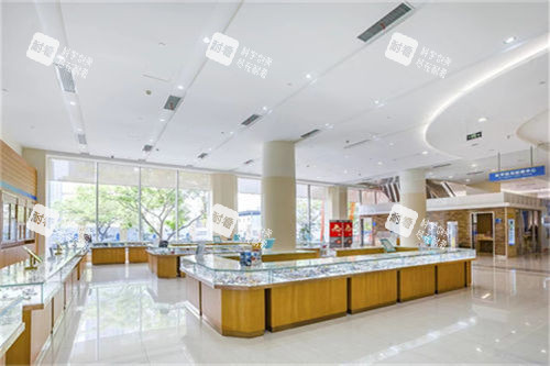 武漢愛爾眼科漢口醫(yī)院配鏡區(qū)