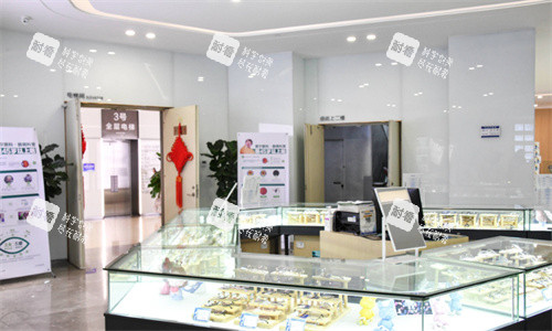 昆明愛爾眼科配鏡柜