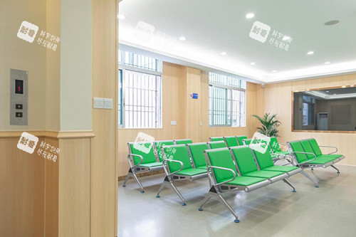梅州愛明眼科醫(yī)院等候區(qū)