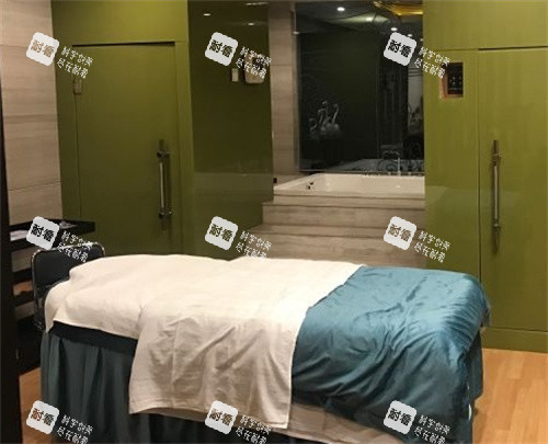 長春海峽醫(yī)學(xué)美容醫(yī)院皮膚治療室