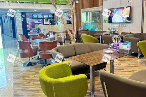 長春奧拉克醫(yī)學(xué)美容醫(yī)院休息區(qū)域