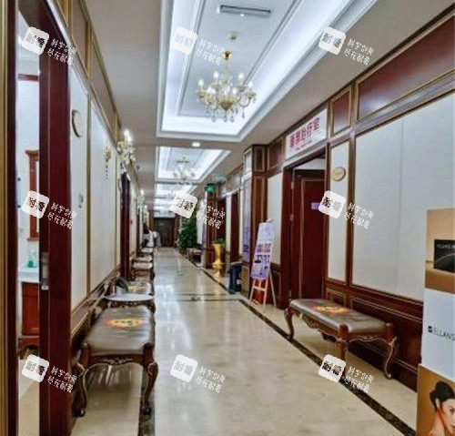 北京京城皮膚醫(yī)院走廊 (2)