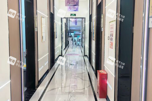 恩施美年華整形走廊環(huán)境圖