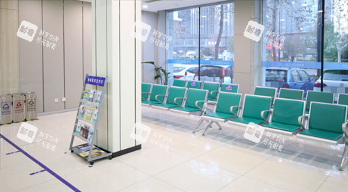 鄭州愛(ài)爾眼科醫(yī)院休息區(qū)