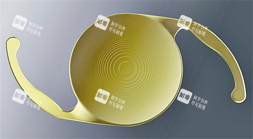 白內(nèi)障晶體圖示