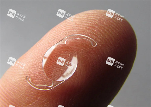 白內(nèi)障晶體展示圖示