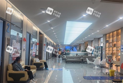 昆明普瑞眼科等待區(qū)