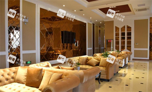 合肥崔勁松醫(yī)療美容醫(yī)院坑人嗎？崔勁松醫(yī)生隆鼻技術超穩(wěn)，無隱形消費靠譜～