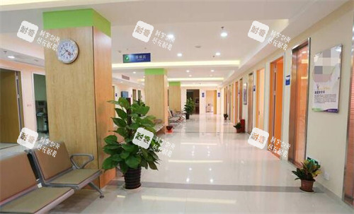 贛州愛爾眼科醫(yī)院大廳展示