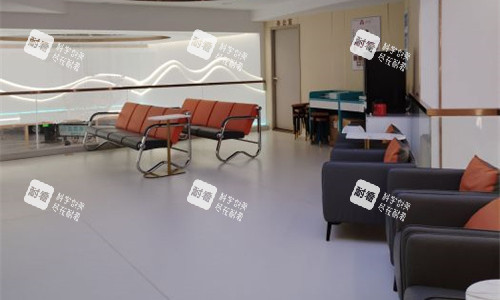 海南康偉眼科大廳環(huán)境圖 海南康偉眼科大廳環(huán)境圖