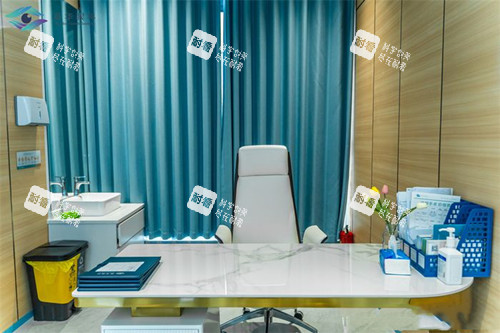 成都英華眼科面診室環(huán)境